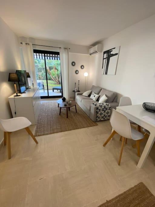 T2 Avec Terrasse Et Jardin Apartment Cannes Ngoại thất bức ảnh